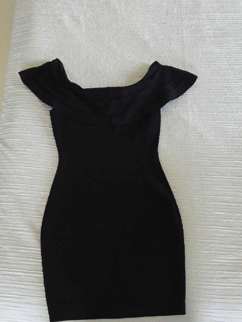 Guess Black One-Shoulder Ruffle Bodycon Dress - Picture 2 of 3